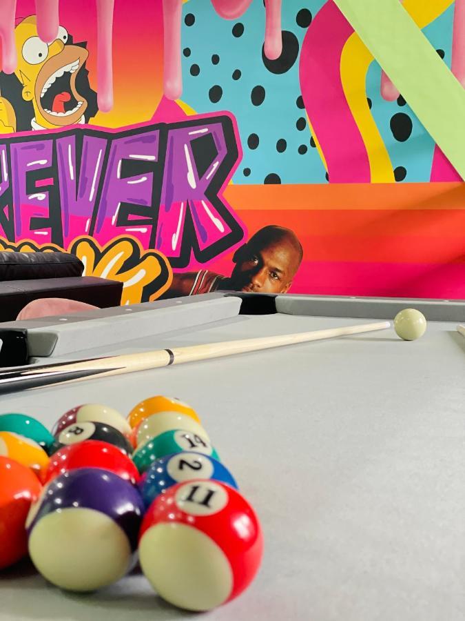 Capsule Forever Young - Jacuzzi - Sauna - Billard - Arcade De Jeux - Netflix & Home Cinema - Ping Pong Hastiere-par-dela 외부 사진